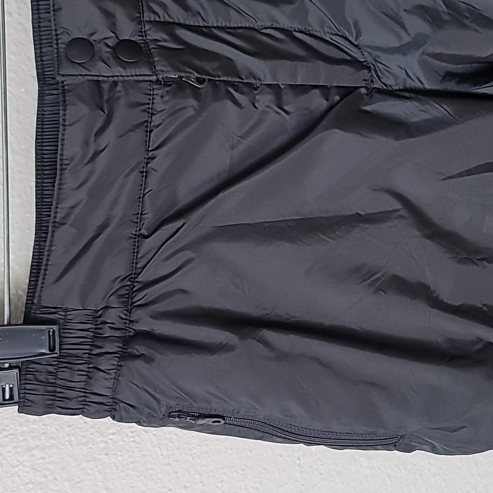 NWT Aerie Chillside Water Resistant Snow Puffer Pants, Size Medium, Color Black - Picture 7 of 12